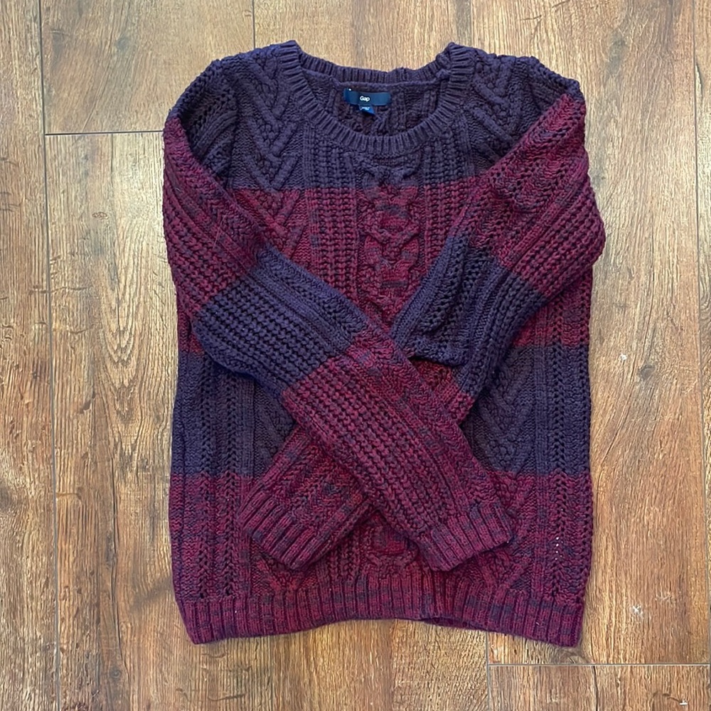 Womens GAP Knit Sweater - Burgundy/Dark Purple - size Small